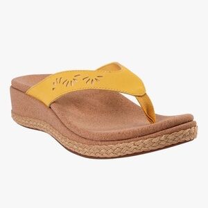 Revitalign Kate Wedge Flip Flop Sandals Yellow Size 11 B NWT